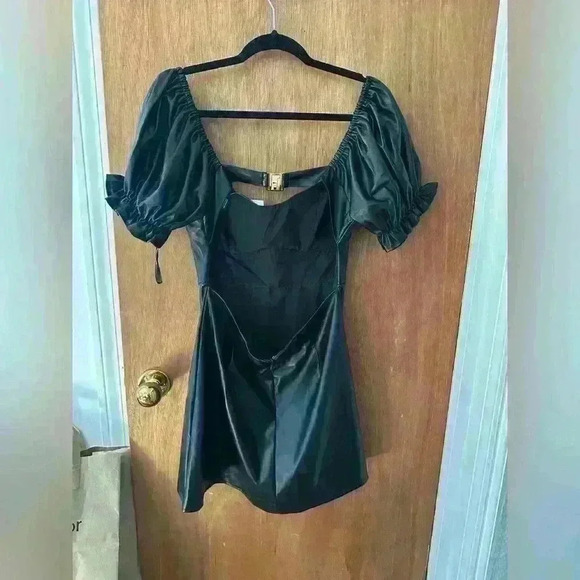 NWT Forever21 Faux Leather Puff-Sleeve Mini Dress - Picture 6 of 9